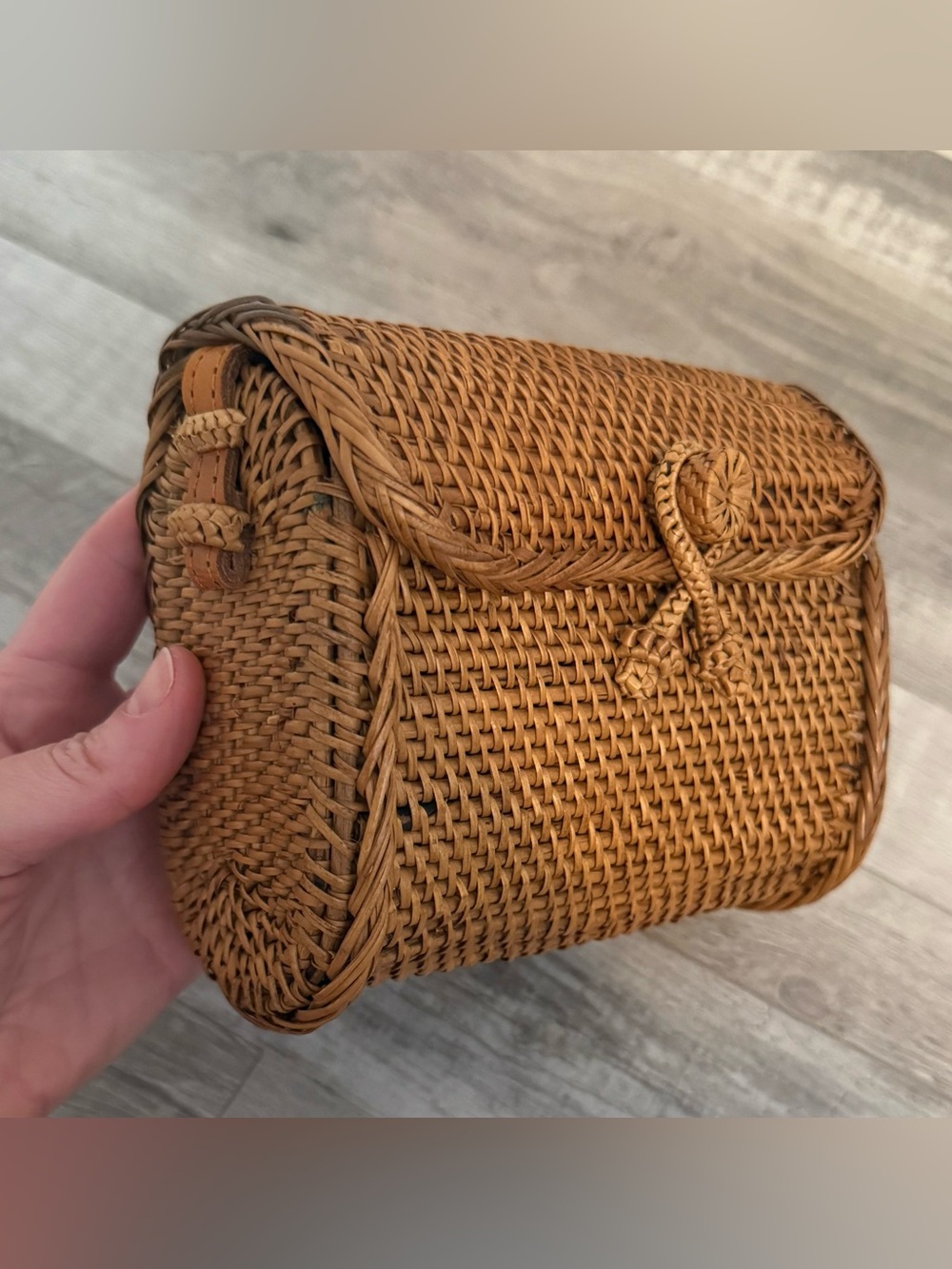 Mini Woven Straw Crossbody Bag - Leather Strap - Picture 10 of 13